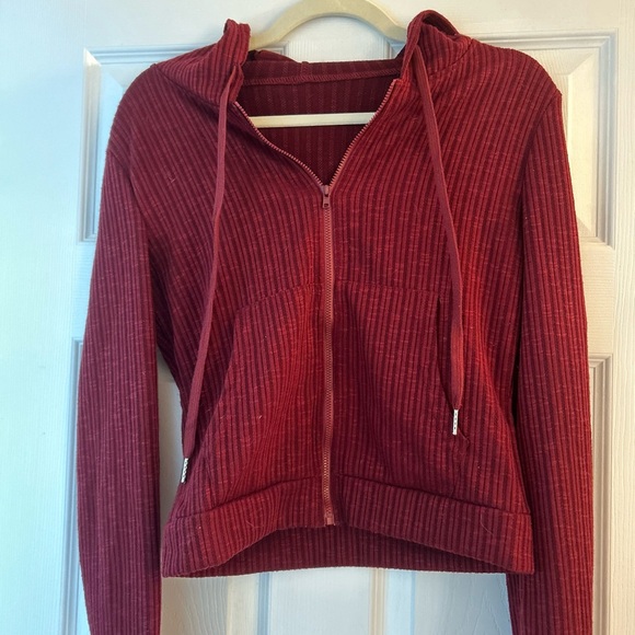 Red Ribbed Zip-Up Hoodie - Picture 2 of 5